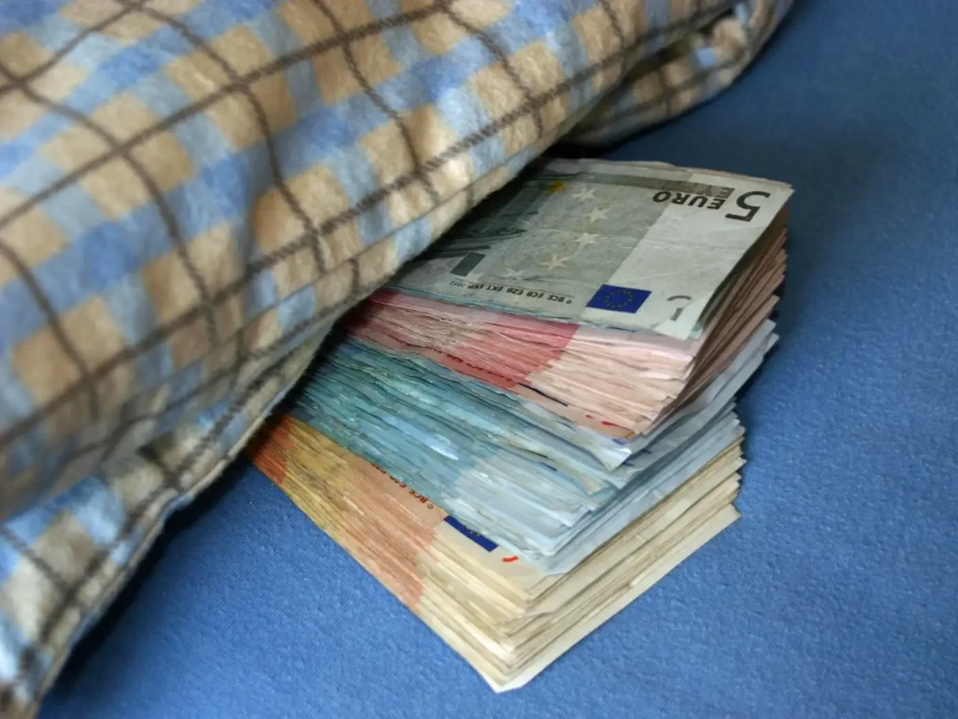 csm_deutschland-hortet-geld_f2f349ddbf